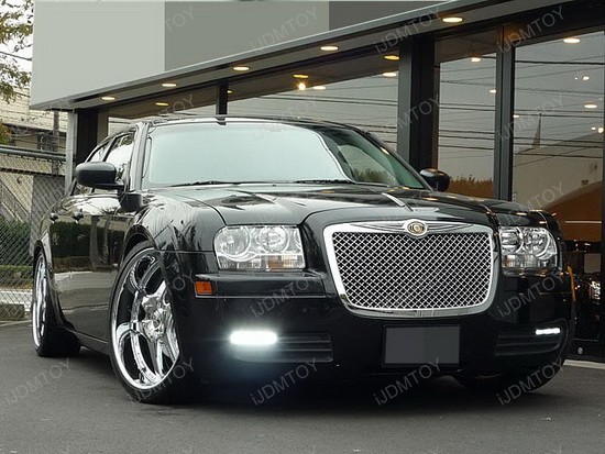 Chrysler - 300C - LED - daytime - running - lights - 3